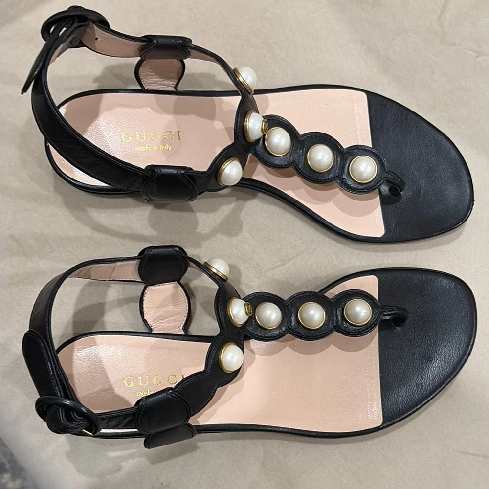 Gucci Black Sandals with Pearl Embellishments - Picture 4 of 14